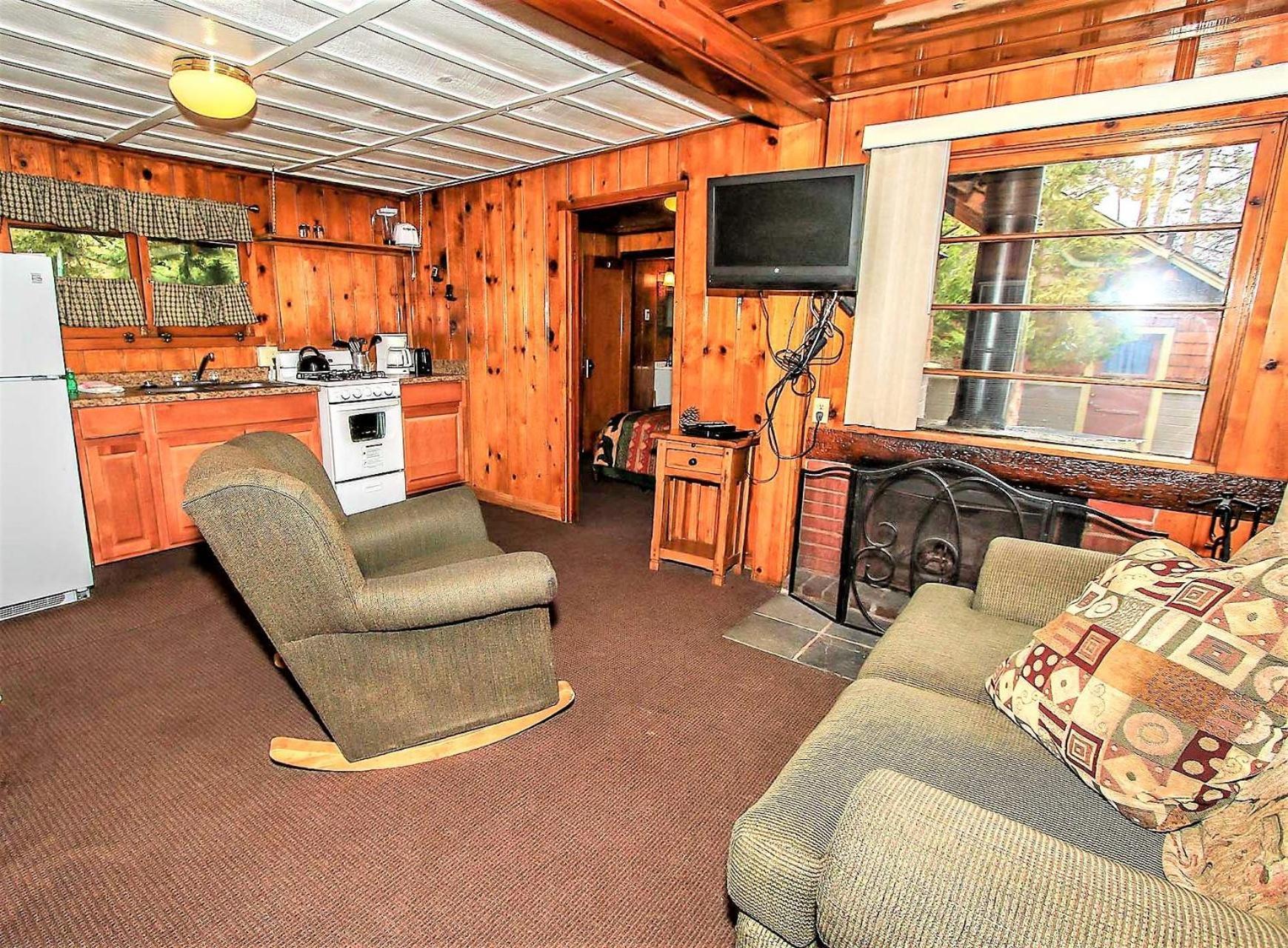 Lakeview Family Cabin By Big Bear Vacations บิ๊กแบร์เลค ภายนอก รูปภาพ